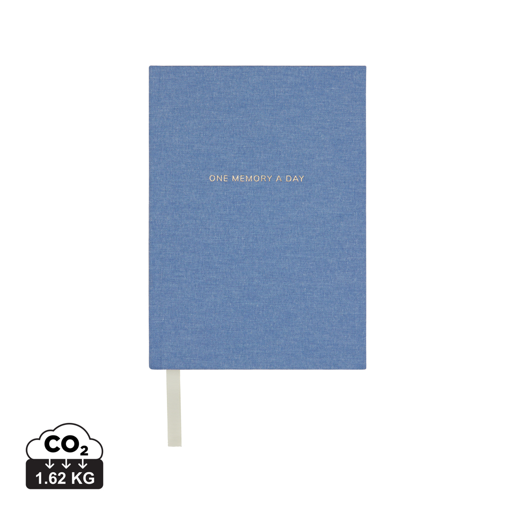 Journal de bord publicitaire One memory a day VINGA Bleu
