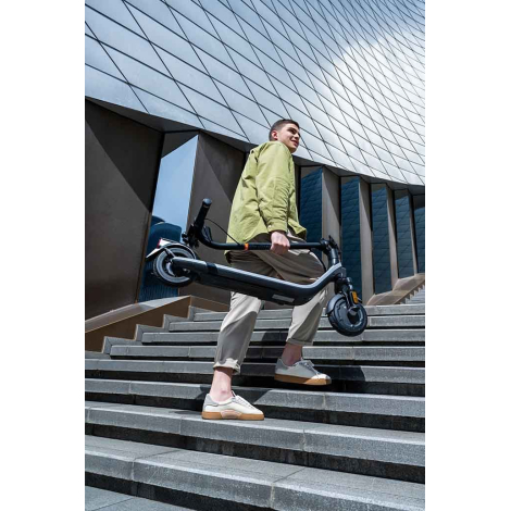 Trottinette publicitaire Ninebot Kickscooter E2 D II Segway