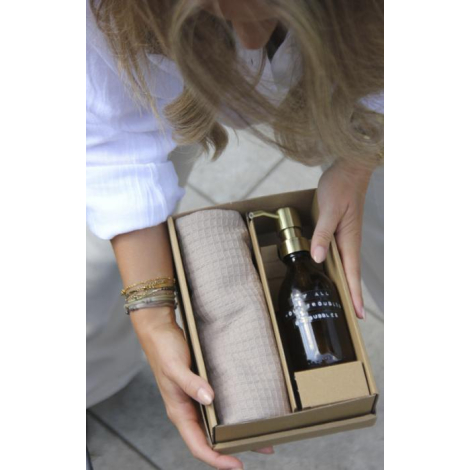 Coffret cadeau à personnaliser Happy Home Wellmark