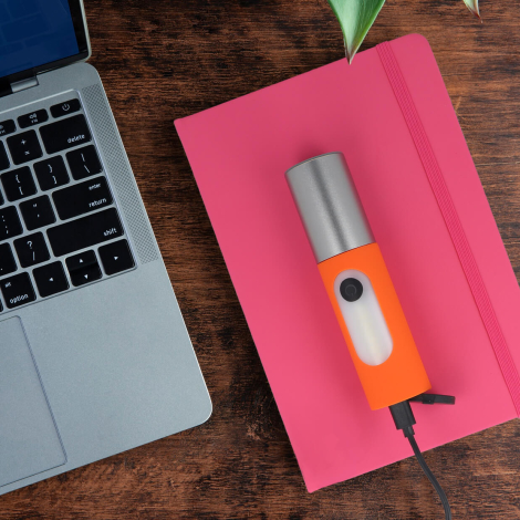 Lampe de poche LED personnalisée rechargeable 10W zoom 300lm