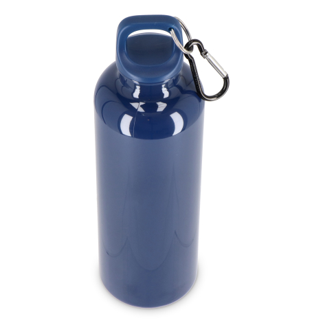 Bouteille personnalisable bleu foncé accrochée par un mousqueton, vue en perspective