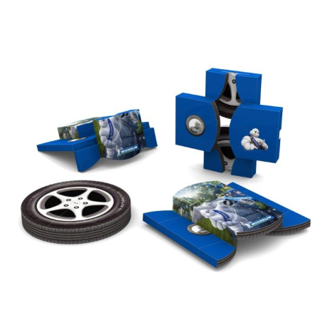 Support circulaire bleu avec visuels Michelin et pneus, ouvert en croix