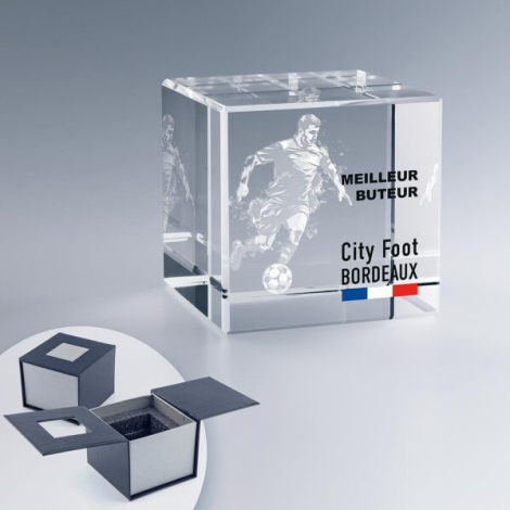 Quatrième visuel du cube en verre transparent, face avant visible