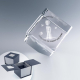 Cube en verre à pan coupé incliné avec marquage visible avec visuel Petit Prince