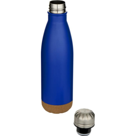 Bouteille bleue isotherme 500 ml avec base en liège et bouchon métallique posé à côté.