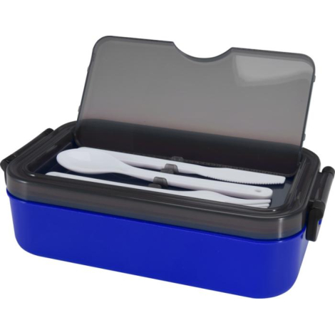 Lunch box bleue ouverte, compartiment supérieur contenant des couverts blancs.
