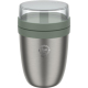 Lunch box isotherme en inox brossé avec couvercle transparent et bague vert sauge, marquage visible sur la face avant du corps.