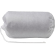 Housse cylindrique blanche avec cordon contenant la couverture, sans marquage.