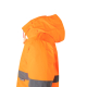 Vue latérale d’un modèle orange avec capuche relevée, sans marquage apparent. Vue latérale d’un modèle orange avec capuche relevée, sans marquage apparent.