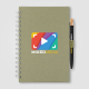 Carnet A5 à spirales vert sauge, marquage visible sur la face avant. Carnet A5 à spirales vert sauge, marquage visible sur la face avant.