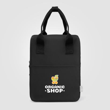 Sac isotherme noir avec marquage quadri sur la face avant. Sac isotherme noir avec marquage quadri sur la face avant.