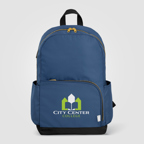 Sac à dos bleu publicitaire vu de face, marquage visible sur la poche avant Sac à dos bleu publicitaire vu de face, marquage visible sur la poche avant