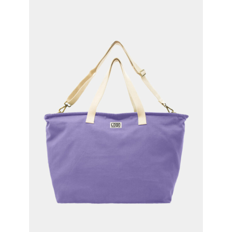 Sac week-end lavande avec anses écrues et bandoulière ajustable, marquage centré.