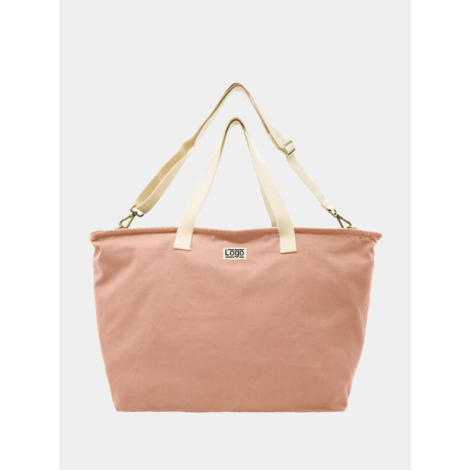 Sac week-end saumon avec anses écrues et bandoulière ajustable, marquage centré.