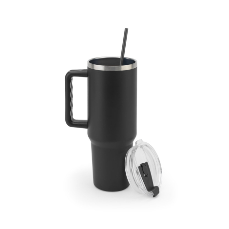 Gobelet isotherme noir mat avec anse et paille assortie, couvercle transparent posé à côté, sans personnalisation visible.