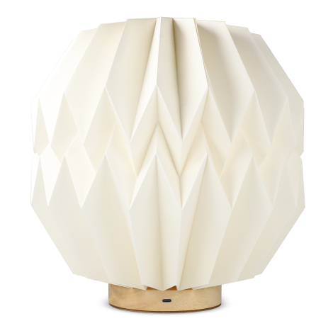 Lampe LED pliable 25 cm en papier origami sur base bois clair avec port de recharge intégré.