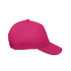 Casquette enfant vue de profil sur fond blanc, de couleur rose, montrant la visière courbée, les coutures des panneaux et la fer