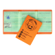 Permis de chasse de couleur orange avec marquage visible à l’avant, posé sur un étui ouvert permettant de voir l’emplacement des Permis de chasse de couleur orange avec marquage visible à l’avant, posé sur un étui ouvert permettant de voir l’emplacement des