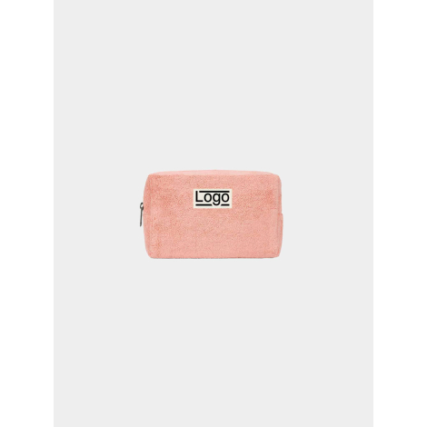 Trousse rectangulaire souple de couleur rose corail, photographiée de face sur fond neutre, fermeture zippée visible sur le côté