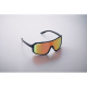 Lunettes de sport posées sur une surface claire, vues de face et légèrement de côté, avec écran miroir aux reflets orangés, sans Lunettes de sport posées sur une surface claire, vues de face et légèrement de côté, avec écran miroir aux reflets orangés, sans
