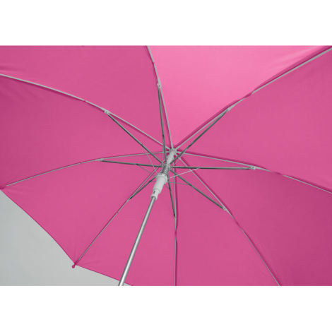 Vue intérieure du parapluie ouvert sur fond clair, montrant les baleines métalliques et la toile depuis l’intérieur, sans marqua