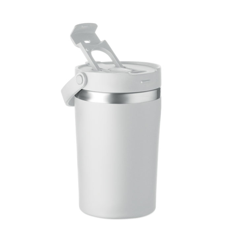 Gobelet isotherme double paroi gris clair debout sur fond blanc avec couvercle 2-en-1 ouvert et anse latérale rabattue, sans mar