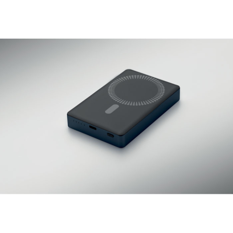 Powerbank présenté seul en perspective avec cercle graphique sur la face supérieure, sans personnalisation visible.