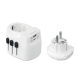 Adaptateur avec module de prise amovible séparé présenté à côté, aucun marquage apparent. Adaptateur avec module de prise amovible séparé présenté à côté, aucun marquage apparent.