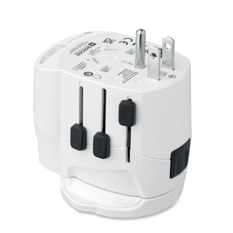Adaptateur présenté avec différentes fiches déployées, aucun marquage apparent.