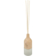 Diffuseur de parfum avec bâtonnets présenté verticalement dans un contenant en bois avec plusieurs tiges diffusantes insérées da Diffuseur de parfum avec bâtonnets présenté verticalement dans un contenant en bois avec plusieurs tiges diffusantes insérées da