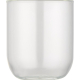 Gros plan sur la partie inférieure d’une carafe en verre à finition mate, sans marquage visible.