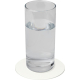 Verre transparent posé sur un dessous de verre rond blanc avec surface unie, illustré sans personnalisation visible. Verre transparent posé sur un dessous de verre rond blanc avec surface unie, illustré sans personnalisation visible.