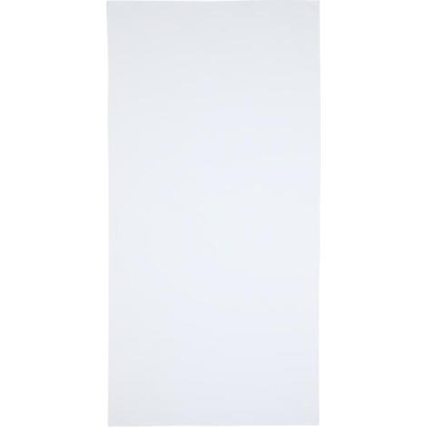 Surface de serviette gris clair unie montrant un tissu lisse sans motif, illustrée sans marquage apparent.