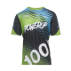 T-shirt vu de face, présentant un visuel imprimé avec lignes diagonales et un grand numéro sur la partie basse. T-shirt vu de face, présentant un visuel imprimé avec lignes diagonales et un grand numéro sur la partie basse.