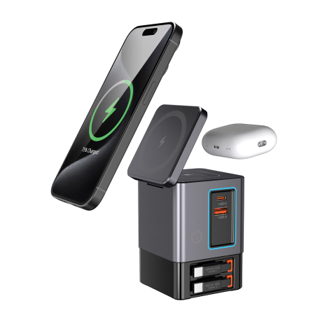 Station de charge utilisée avec smartphone en recharge sans fil et écouteurs à proximité, sur fond clair, sans personnalisation 