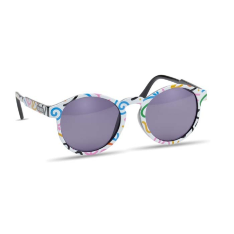 Lunettes vues en angle avec monture multicolore couvrant face avant et branches avec personnalisation visible