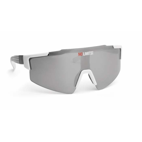 Paire de lunettes en angle avec monture claire et marquage texte coloré visible sur le verre
