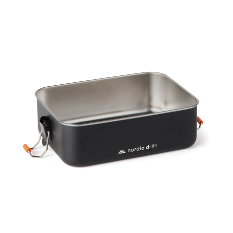 Boîte à lunch ouverte montrant intérieur en métal, sans personnalisation visible.