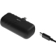 Batterie de secours avec câble USB-C montrant options de recharge, sans personnalisation apparente.