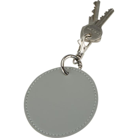 Porte-clés rond gris attaché à un trousseau de clés, sans personnalisation visible