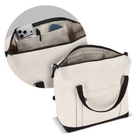 Sac de voyage beige présenté ouvert avec double compartiment intérieur visible, sans personnalisation visible.