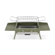 Vue de face du barbecue portable ouvert avec grille de cuisson installée, sans marquage visible. Vue de face du barbecue portable ouvert avec grille de cuisson installée, sans marquage visible.
