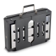 Barbecue portable noir replié avec poignée de transport, présenté sans personnalisation visible. Barbecue portable noir replié avec poignée de transport, présenté sans personnalisation visible.