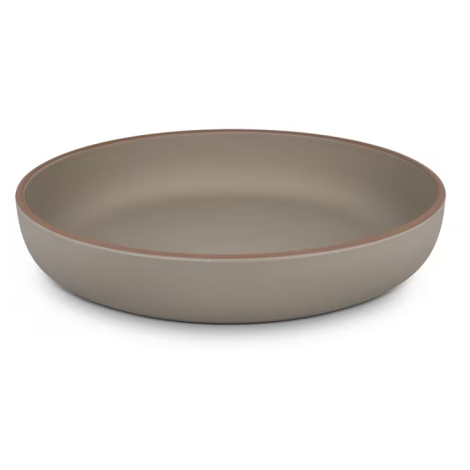 Assiette creuse beige avec bord contrasté présentée de profil, aucune personnalisation apparente.