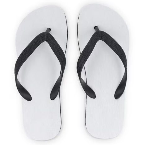 Vue du dessus de tongs blanches à brides noires, présentées sans marquage visible.