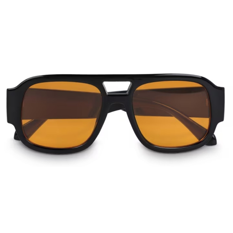 Vue rapprochée de la face avant de la monture avec verres teintés orange, présentée sans marquage visible.