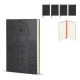 Carnet A5 à couverture souple thermoréactive présenté fermé avec un marquage gravé visible sur la face avant, accompagné de vign Carnet A5 à couverture souple thermoréactive présenté fermé avec un marquage gravé visible sur la face avant, accompagné de vign