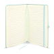 Carnet Sora A5 ouvert montrant les pages lignées, le ruban marque-page et la fermeture élastique, sans marquage apparent. Carnet Sora A5 ouvert montrant les pages lignées, le ruban marque-page et la fermeture élastique, sans marquage apparent.