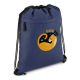 Sac à cordon bleu en R-PET avec fermeture par lien coulissant et poche frontale zippée, présentant une personnalisation visible Sac à cordon bleu en R-PET avec fermeture par lien coulissant et poche frontale zippée, présentant une personnalisation visible