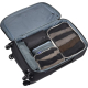 Valise ouverte équipée des deux organisateurs de valise, montrant leur utilisation pour compartimenter et organiser les vêtement Valise ouverte équipée des deux organisateurs de valise, montrant leur utilisation pour compartimenter et organiser les vêtement